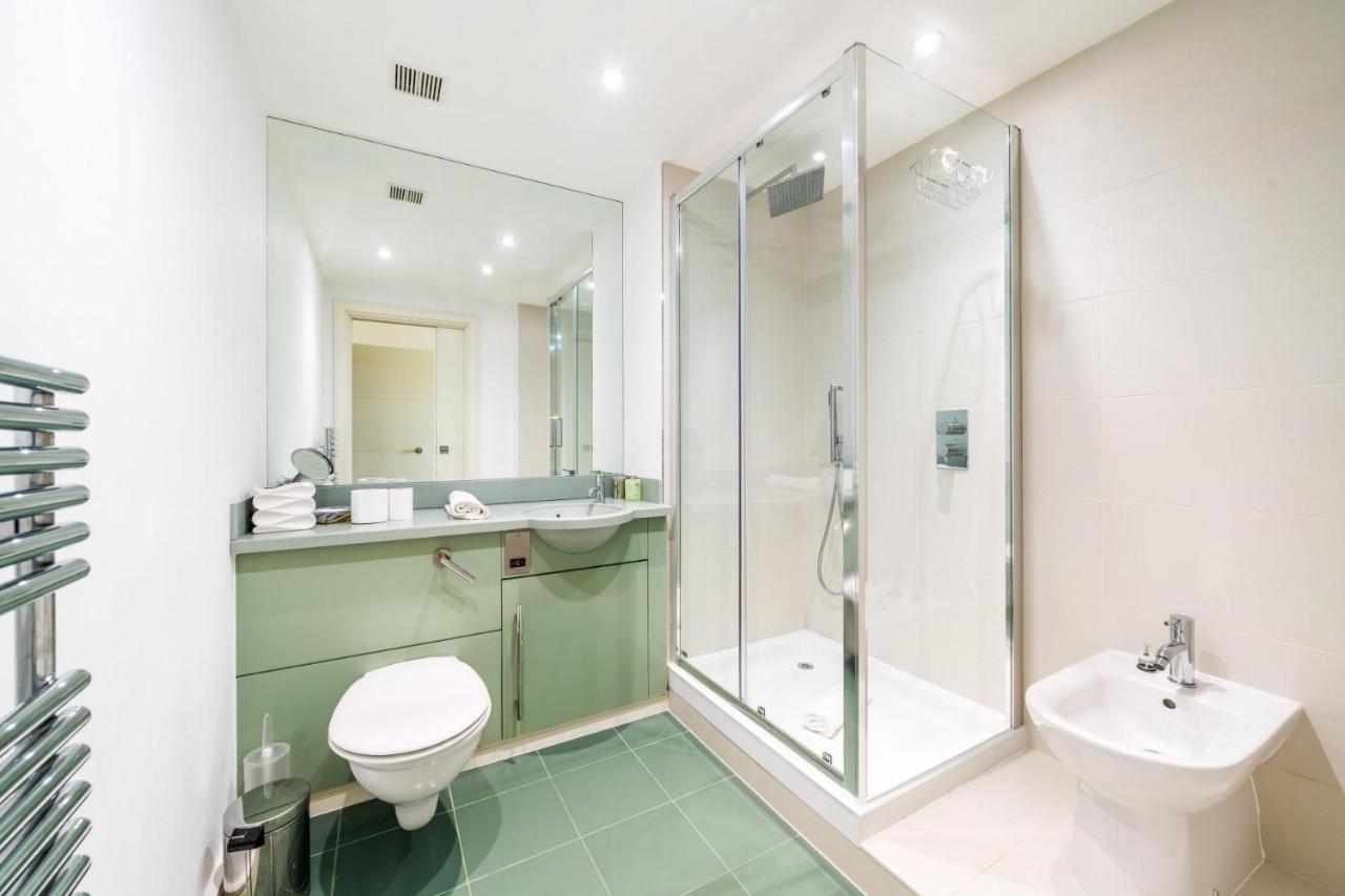 New Stunning 2Bd Apartment Amazing London Views ภายนอก รูปภาพ
